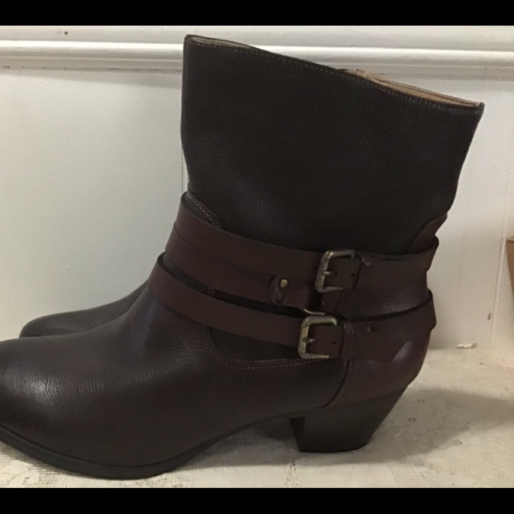 Naturalizer Katrina Brown Heeled Ankle Boots